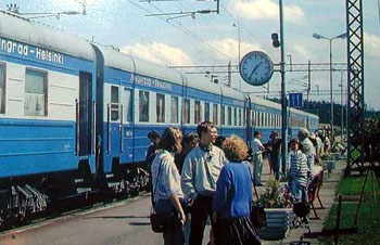 поезд Ленинград - Хельсинки на станции Вайниккала